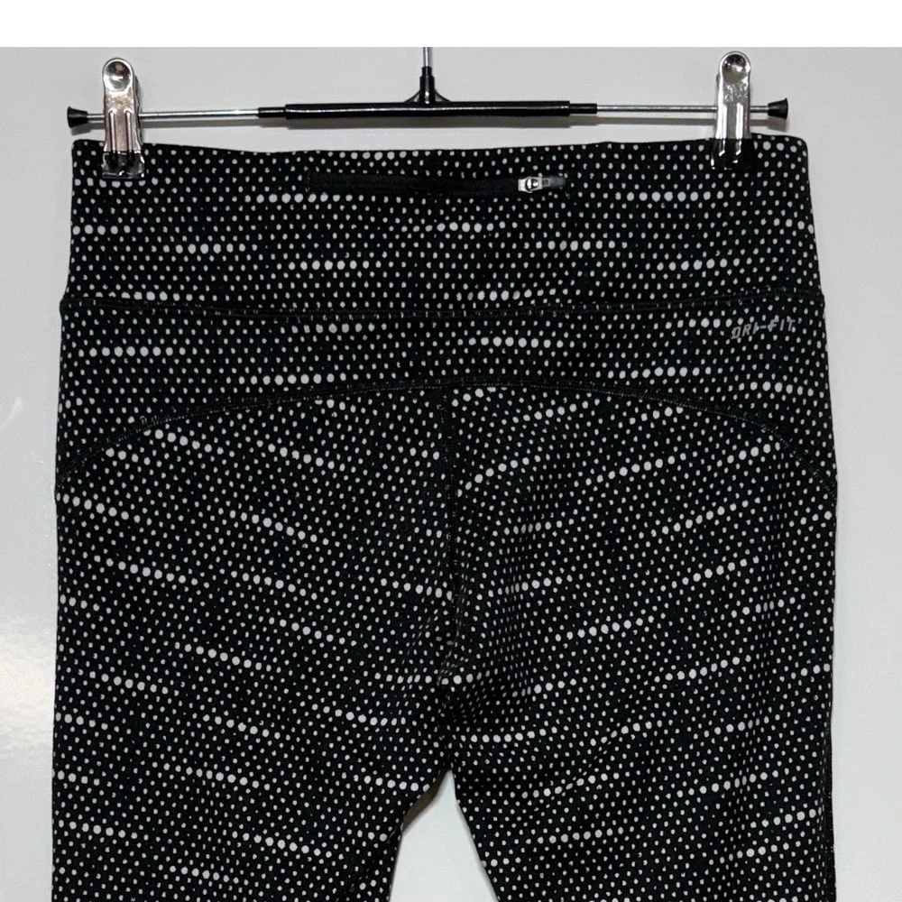 Nike Leggings Womens Medium Measures 27x29 Black White Dot Print Dri-FIT Running